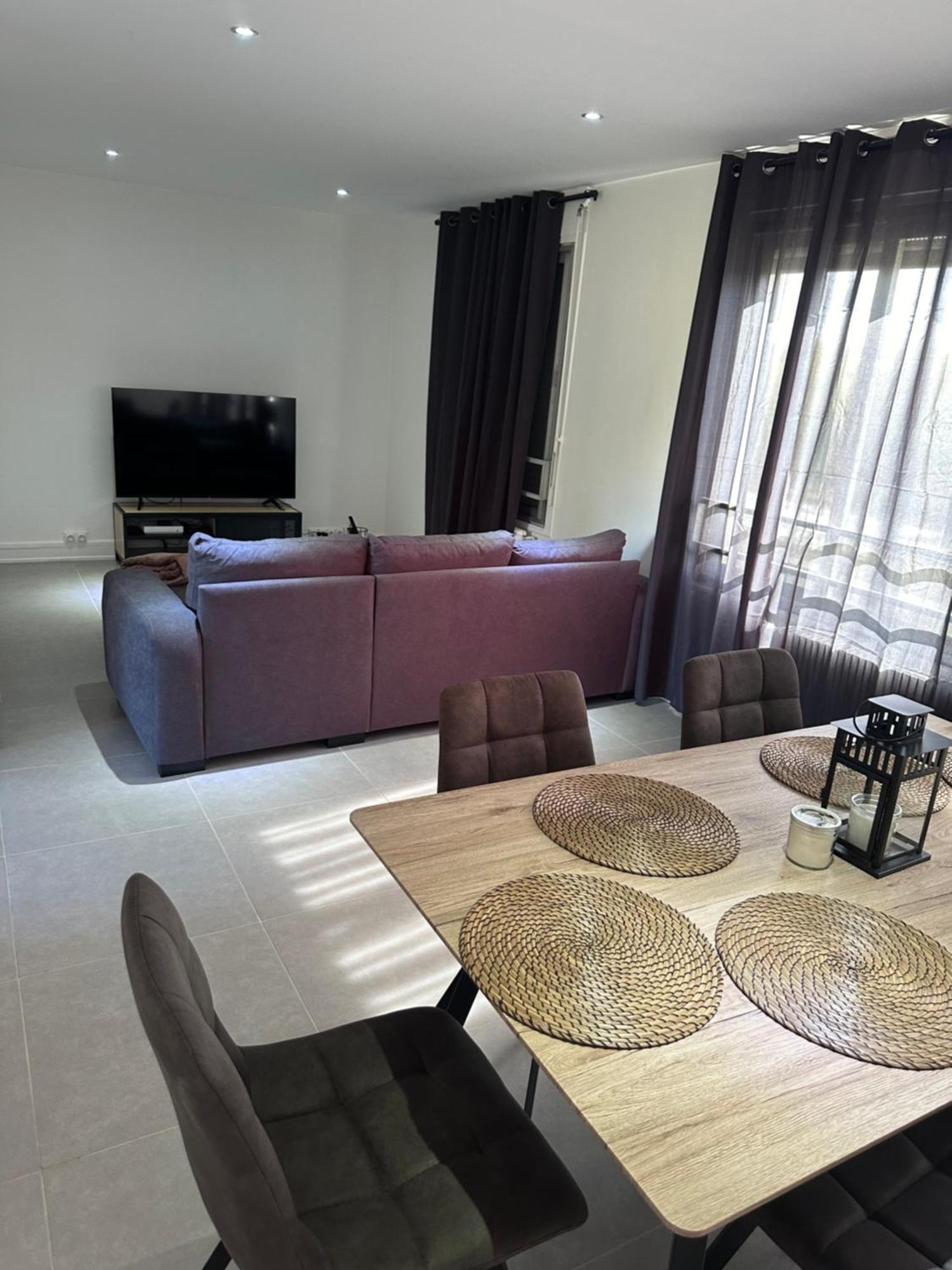 Apartment Poincare *